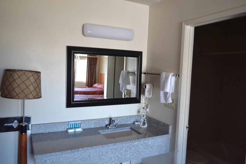 Skyway Inn - Seatac Εξωτερικό φωτογραφία